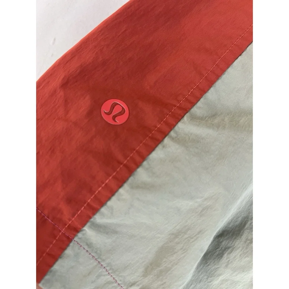Lululemon Evergreen High Rise Shorts 4.5 Women Size 4 Activewear Pink Punch‎